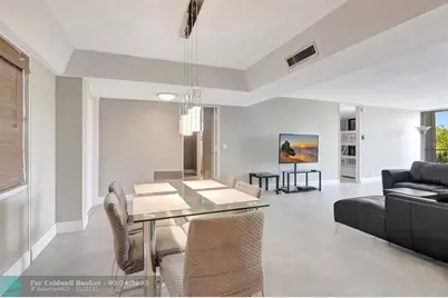 501 SW 11th Pl, Unit #403, Boca Raton, FL 33432 - Photo 5