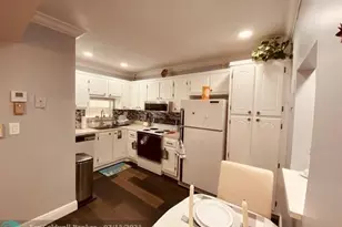 8990 S Hollybrook Blvd, Pembroke Pines, FL 33025 - Photo 5