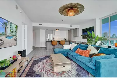 1900 N Bayshore Drive, Unit #3718, Miami, FL 33132 - Photo 11