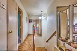 33 Spinning Wheel Ln, Tamarac, FL 33319 - Photo 29