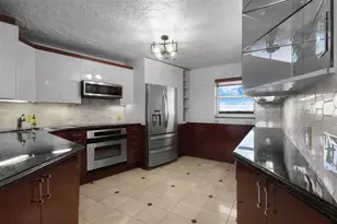 1537 E Hillsboro Blvd, Deerfield Beach, FL 33441 - Photo 1