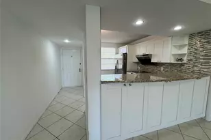 6121 Balboa Cir, Boca Raton, FL 33433 - Photo 7
