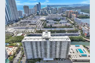 230  174th St, Unit #1103, Sunny Isles Beach, FL 33160 - Photo 39