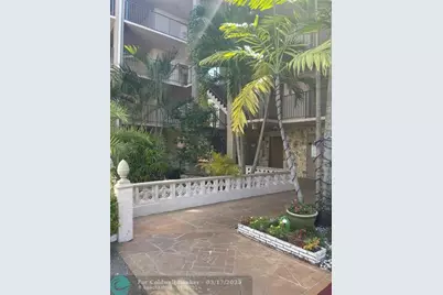 2821  Somerset Dr, Unit #217, Lauderdale Lakes, FL 33311 - Photo 11