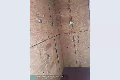 2821  Somerset Dr, Unit #217, Lauderdale Lakes, FL 33311 - Photo 17