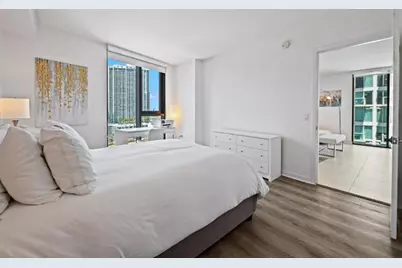 31 SE 6th St, Unit #2002, Miami, FL 33131 - Photo 7