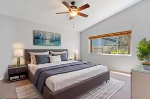 17646 10th St, Pembroke Pines, FL 33029 - Photo 7