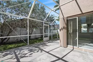 17646 10th St, Pembroke Pines, FL 33029 - Photo 27