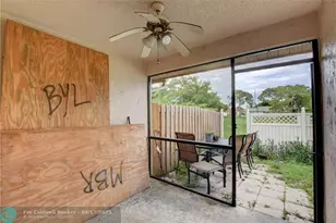 7958 Piper Ln, Lake Worth, FL 33463 - Photo 19