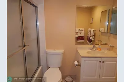 393  Capri I, Unit #393, Delray Beach, FL 33484 - Photo 17