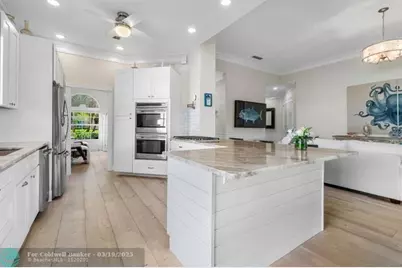 8338 SE Angelina Ct, Hobe Sound, FL 33455 - Photo 5