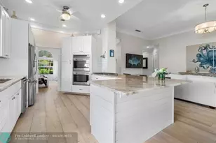 8338 SE Angelina Ct, Hobe Sound, FL 33455 - Photo 5