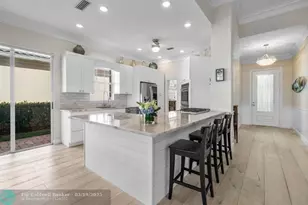 8338 SE Angelina Ct, Hobe Sound, FL 33455 - Photo 7