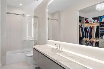 2421  Barcelona Dr, Fort Lauderdale, FL 33301 - Photo 71