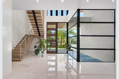 2421  Barcelona Dr, Fort Lauderdale, FL 33301 - Photo 11