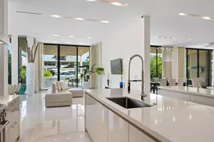 2421 Barcelona Dr, Fort Lauderdale, FL 33301 - Photo 19