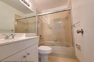 11440 NW 45th St, Coral Springs, FL 33065 - Photo 9