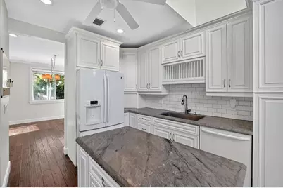 216 SE 10th St, Fort Lauderdale, FL 33316 - Photo 35