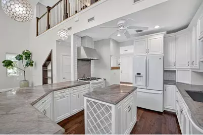 216 SE 10th St, Fort Lauderdale, FL 33316 - Photo 31