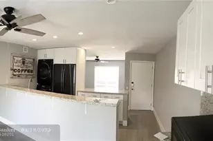 5328 NE 6th Ave, Oakland Park, FL 33334 - Photo 7