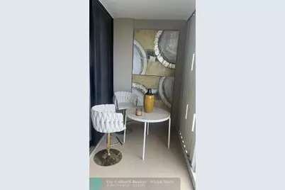 2425  Presidential Way, Unit #705, West Palm Beach, FL 33401 - Photo 7