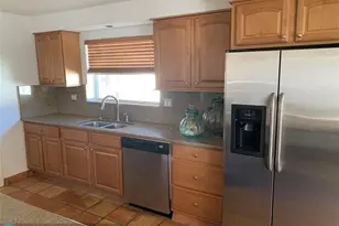 1320 SE 4th Ave, Pompano Beach, FL 33060 - Photo 9