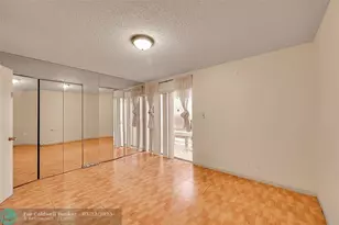 9101 Sunrise Lakes Blvd, Sunrise, FL 33322 - Photo 17