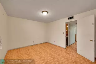 9101 Sunrise Lakes Blvd, Sunrise, FL 33322 - Photo 19