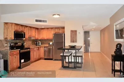 49  Deer Creek Rd, Unit #E105, Deerfield Beach, FL 33442 - Photo 1