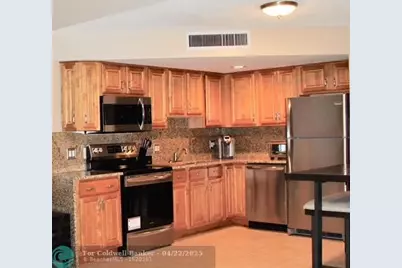 49  Deer Creek Rd, Unit #E105, Deerfield Beach, FL 33442 - Photo 11