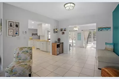 223 SE 7th St, Dania Beach, FL 33004 - Photo 11
