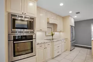 223 SE 7th St, Dania Beach, FL 33004 - Photo 15