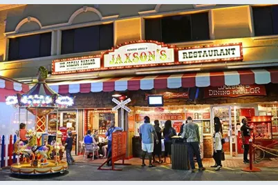 223 SE 7th St, Dania Beach, FL 33004 - Photo 49