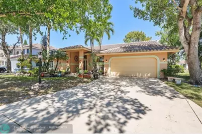 4636  Rothschild Dr, Coral Springs, FL 33067 - Photo 3