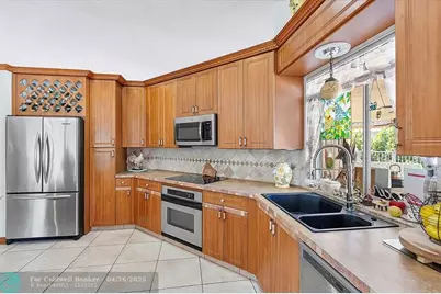 4636  Rothschild Dr, Coral Springs, FL 33067 - Photo 21