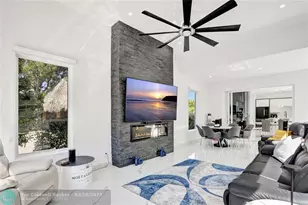 359 Sundial Cir, Margate, FL 33068 - Photo 1