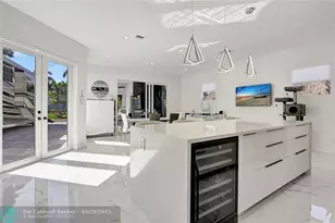 359 Sundial Cir, Margate, FL 33068 - Photo 11