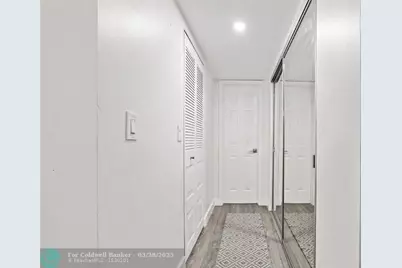 10123  Sunrise Lakes Blvd, Unit #307, Sunrise, FL 33322 - Photo 17