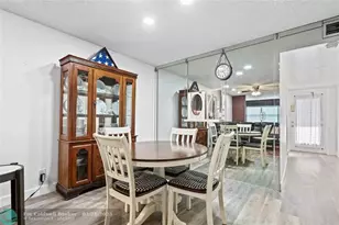 10123 Sunrise Lakes Blvd, Sunrise, FL 33322 - Photo 7