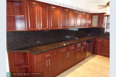 9321  Sunrise Lakes Blvd, Unit #106, Sunrise, FL 33322 - Photo 3