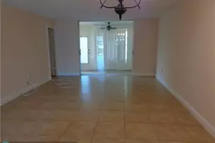 9321 Sunrise Lakes Blvd, Sunrise, FL 33322 - Photo 5