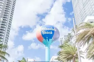 401 Golden Isles Dr, Hallandale Beach, FL 33009 - Photo 33