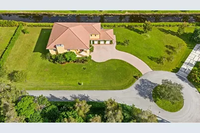 11621 SW 1st St, Plantation, FL 33325 - Photo 3