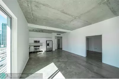 234 NE 3rd St, Unit #2007, Miami, FL 33132 - Photo 5