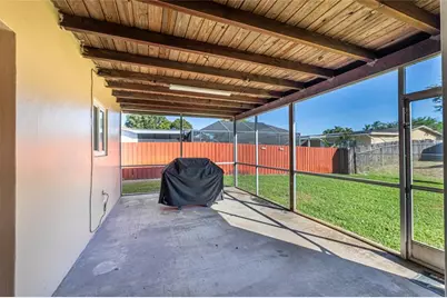 11420 NW 18th St, Pembroke Pines, FL 33026 - Photo 27