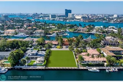 2455  Del Lago Dr, Fort Lauderdale, FL 33316 - Photo 7