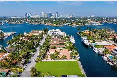 2455  Del Lago Dr, Fort Lauderdale, FL 33316 - Photo 1