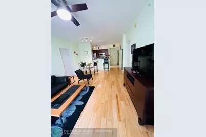 2401 NE 65th St, Unit #408, Fort Lauderdale, FL 33308 - Photo 7