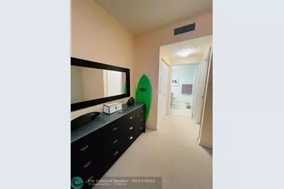 2401 NE 65th St, Unit #408, Fort Lauderdale, FL 33308 - Photo 13