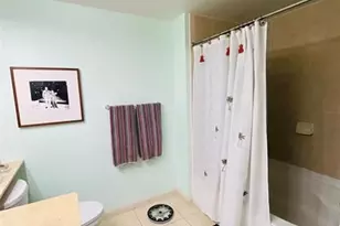 2401 NE 65th St, Fort Lauderdale, FL 33308 - Photo 9